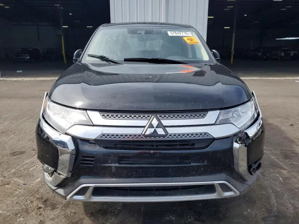 2020 MITSUBISHI OUTLANDER SE  