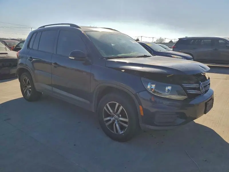 2015 VOLKSWAGEN TIGUAN S  