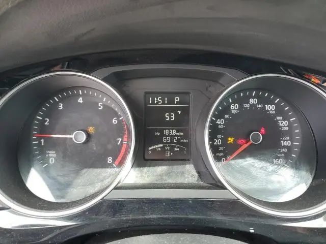 2016 VOLKSWAGEN JETTA SPORT  
