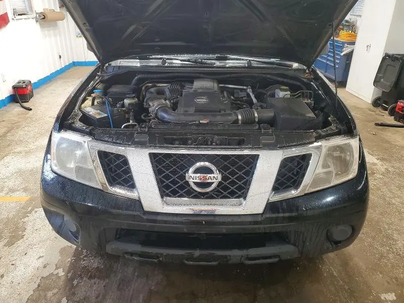2012 NISSAN FRONTIER S  