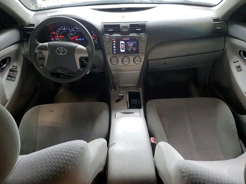 2010 TOYOTA CAMRY LE  