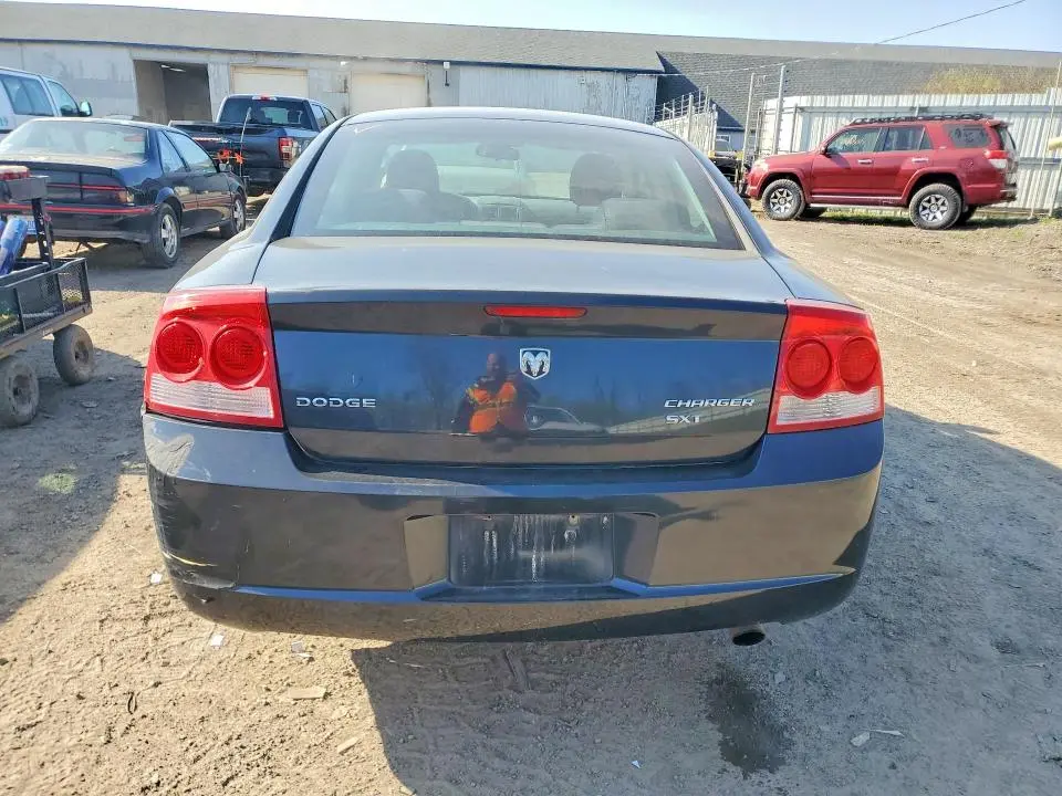 2010 DODGE CHARGER SXT  