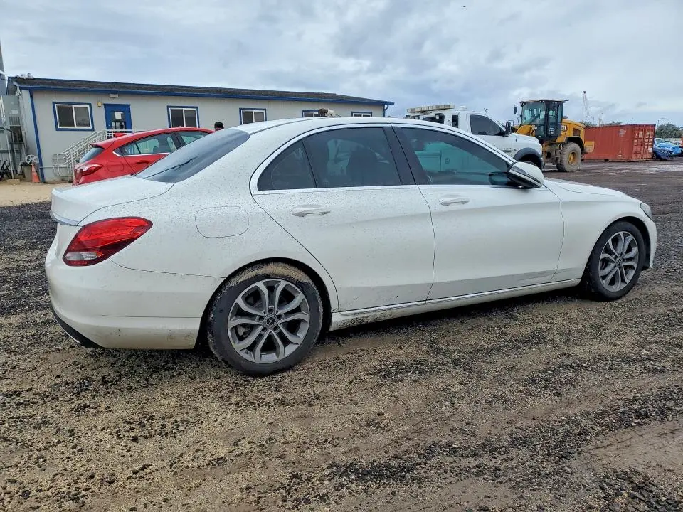 2017 MERCEDES-BENZ C 300  