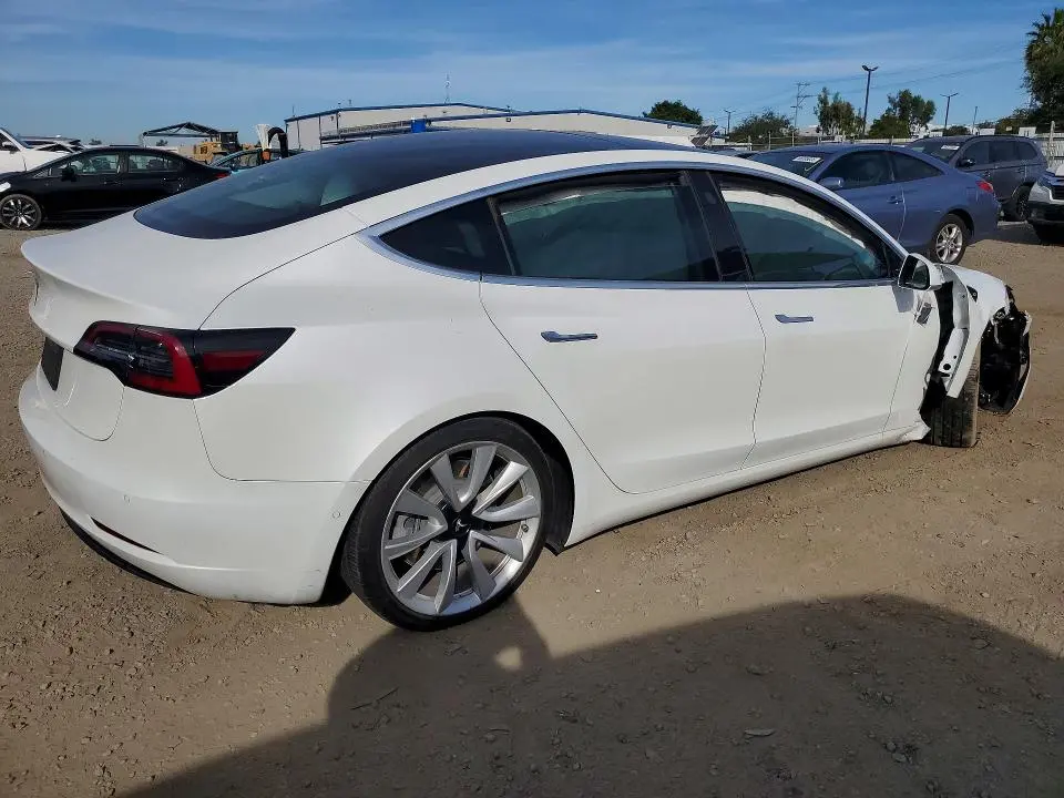 2020 TESLA MODEL 3   