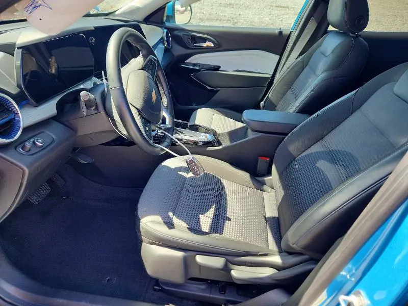 2025 CHEVROLET TRAX 1LT  