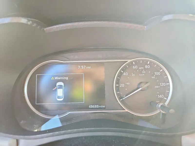 2021 NISSAN VERSA SV  