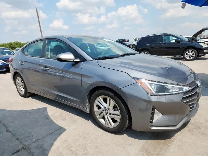 2019 HYUNDAI ELANTRA SEL  