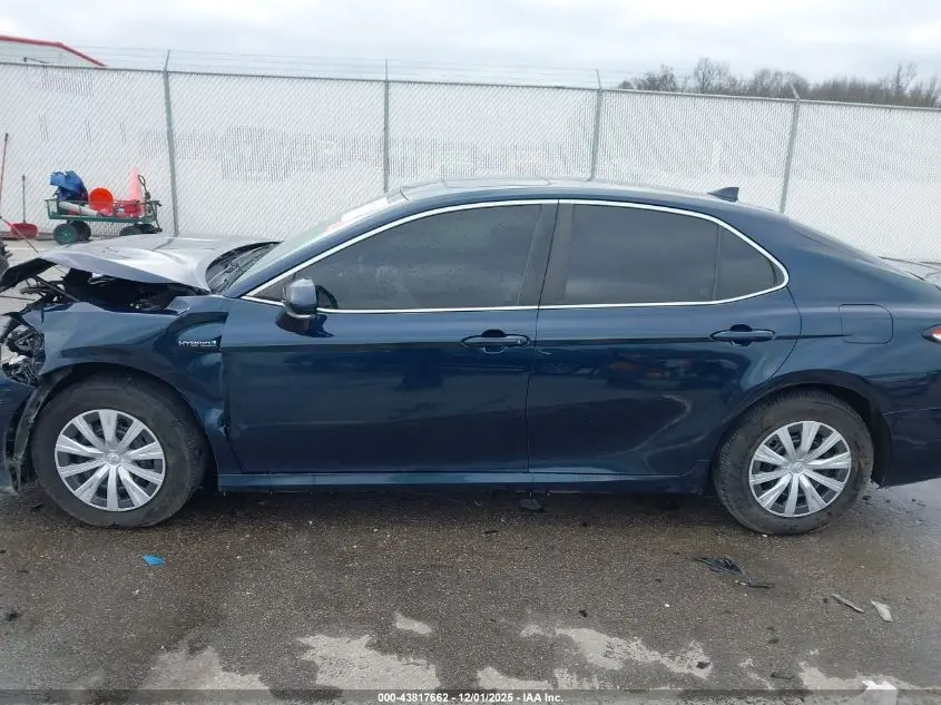 2020 TOYOTA CAMRY LE HYBRID