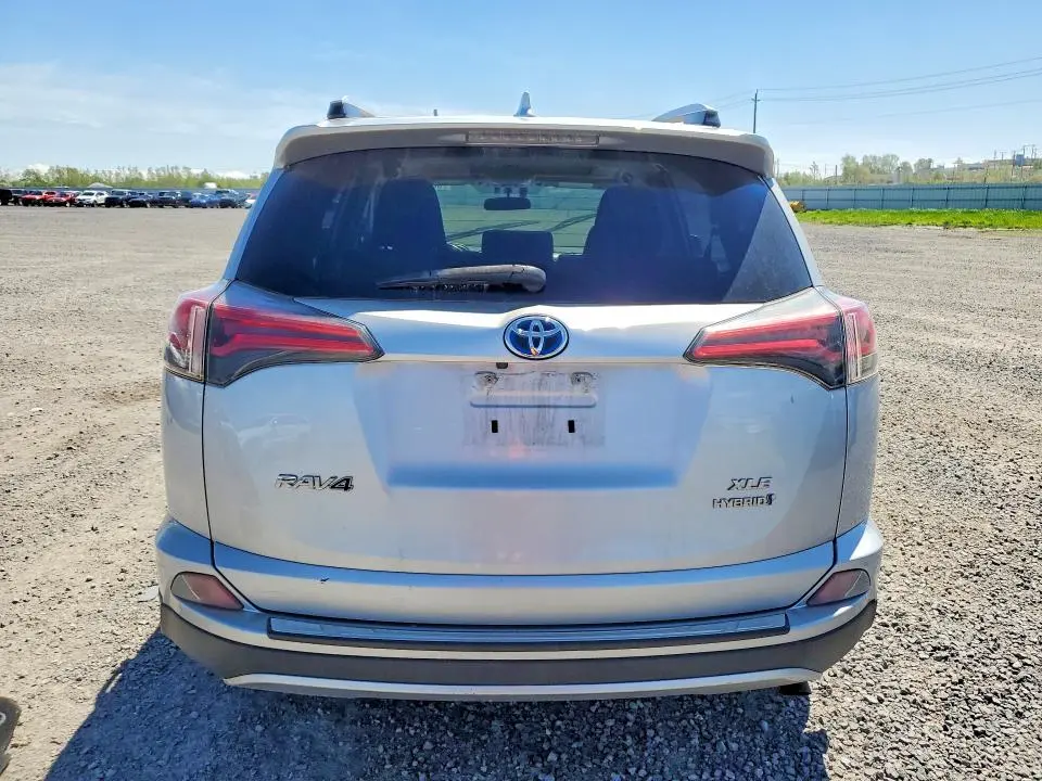 2016 TOYOTA RAV4 HV XLE  