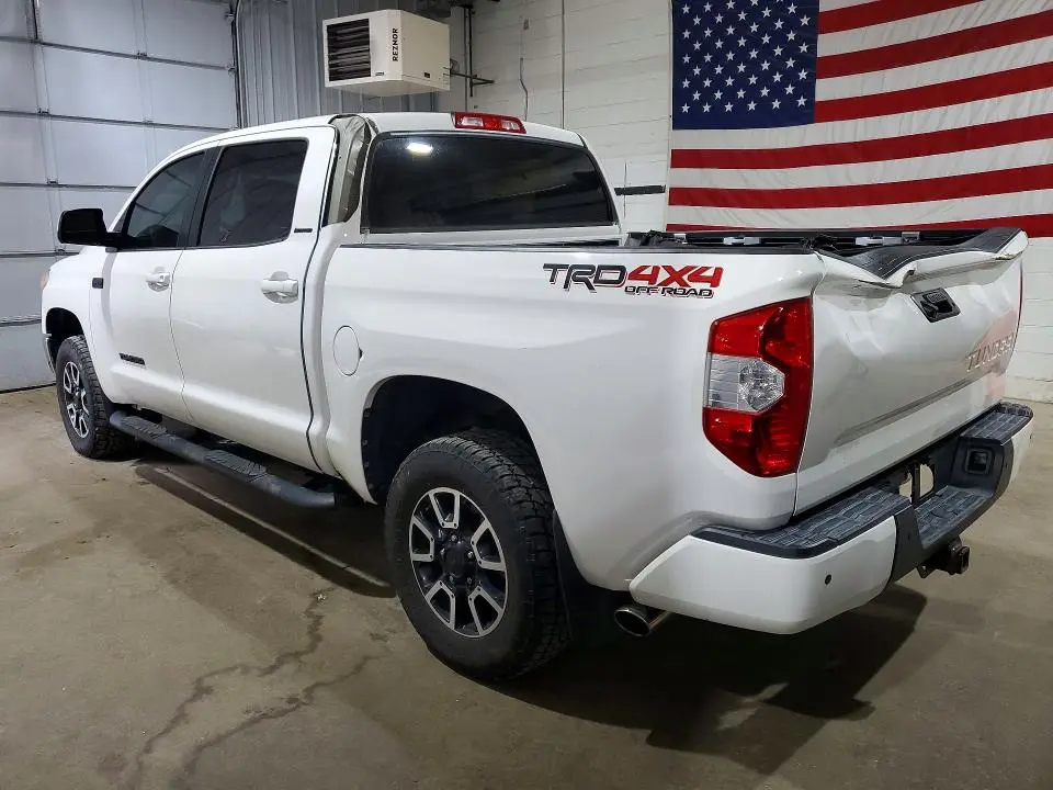 2015 TOYOTA TUNDRA CREWMAX LIMITED  