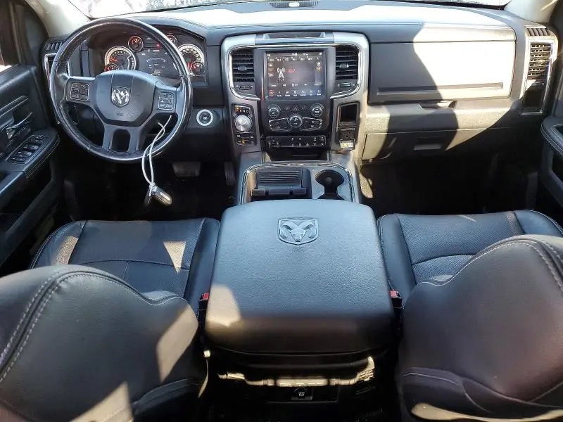 2018 RAM 1500 SPORT  