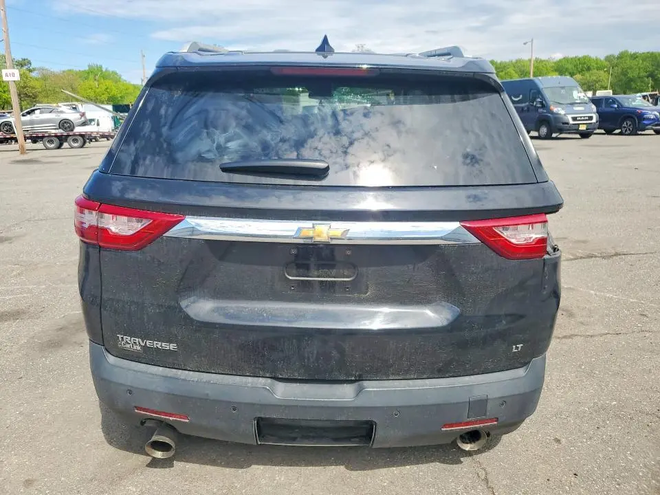 2018 CHEVROLET TRAVERSE LT  