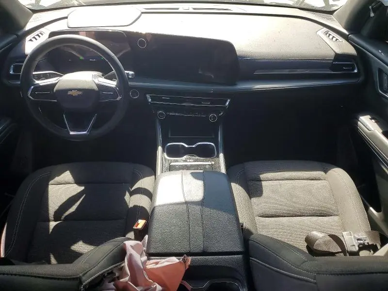 2024 CHEVROLET TRAVERSE LS  