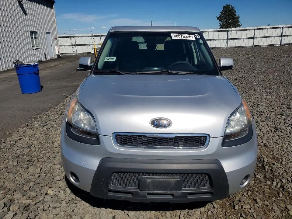 2011 KIA SOUL +  