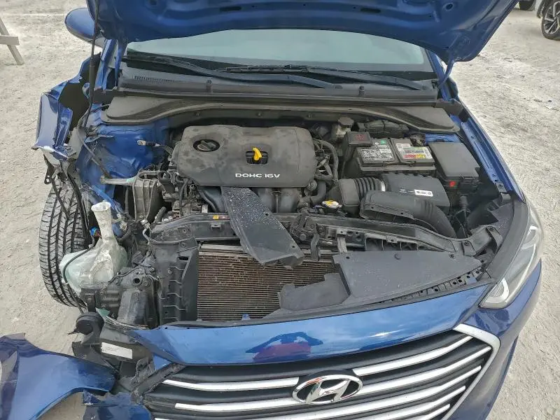 2018 HYUNDAI ELANTRA SE  