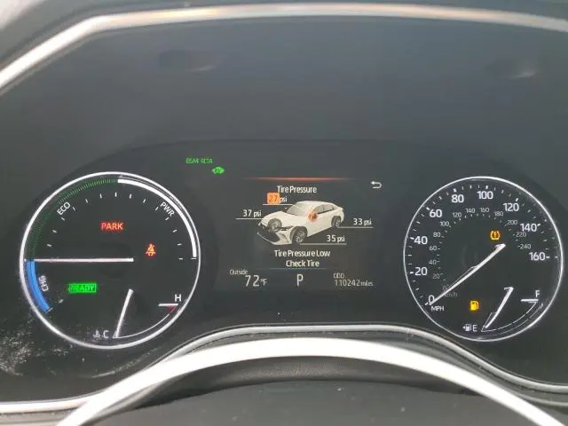 2019 TOYOTA AVALON XLE  