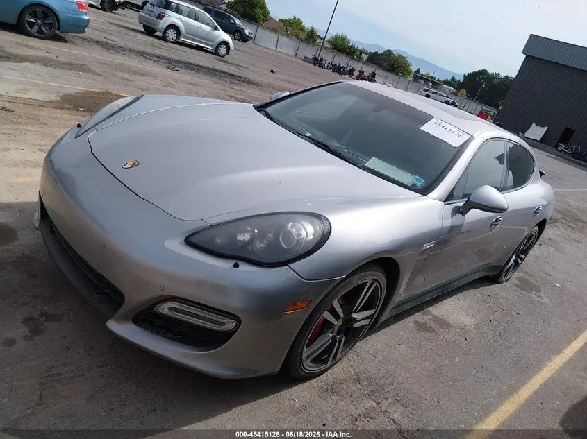2013 PORSCHE PANAMERA GTS