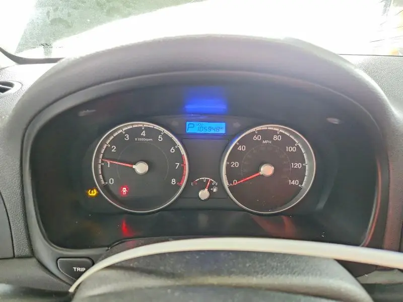 2011 HYUNDAI ACCENT GL  