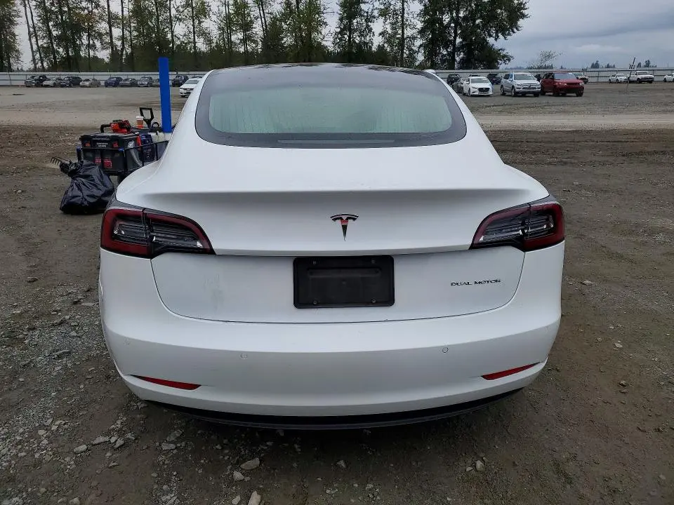 2020 TESLA MODEL 3   