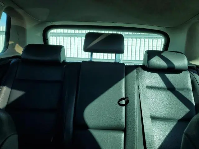 2011 VOLKSWAGEN TIGUAN S  