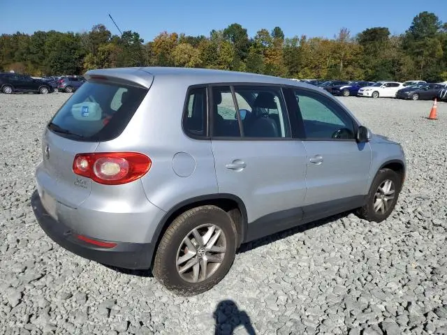 2011 VOLKSWAGEN TIGUAN S  