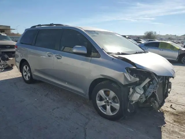 2012 TOYOTA SIENNA LE  