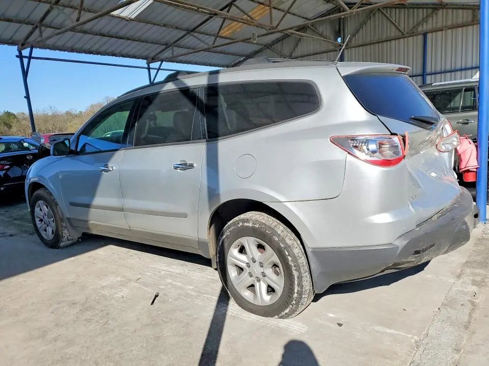 2011 CHEVROLET TRAVERSE LS  
