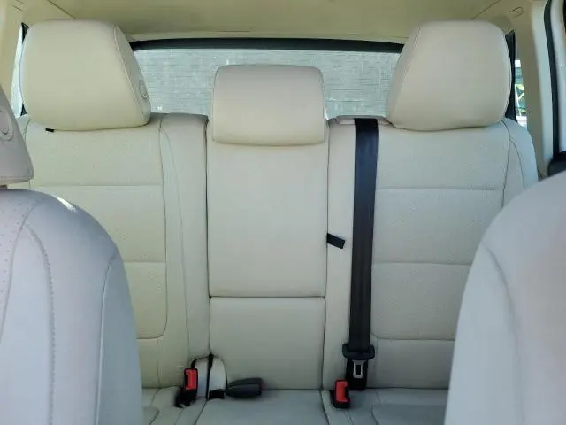 2013 VOLKSWAGEN TIGUAN S  