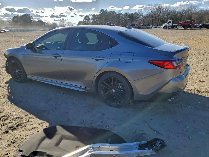 2025 TOYOTA CAMRY XSE  