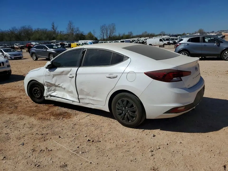 2019 HYUNDAI ELANTRA SE  