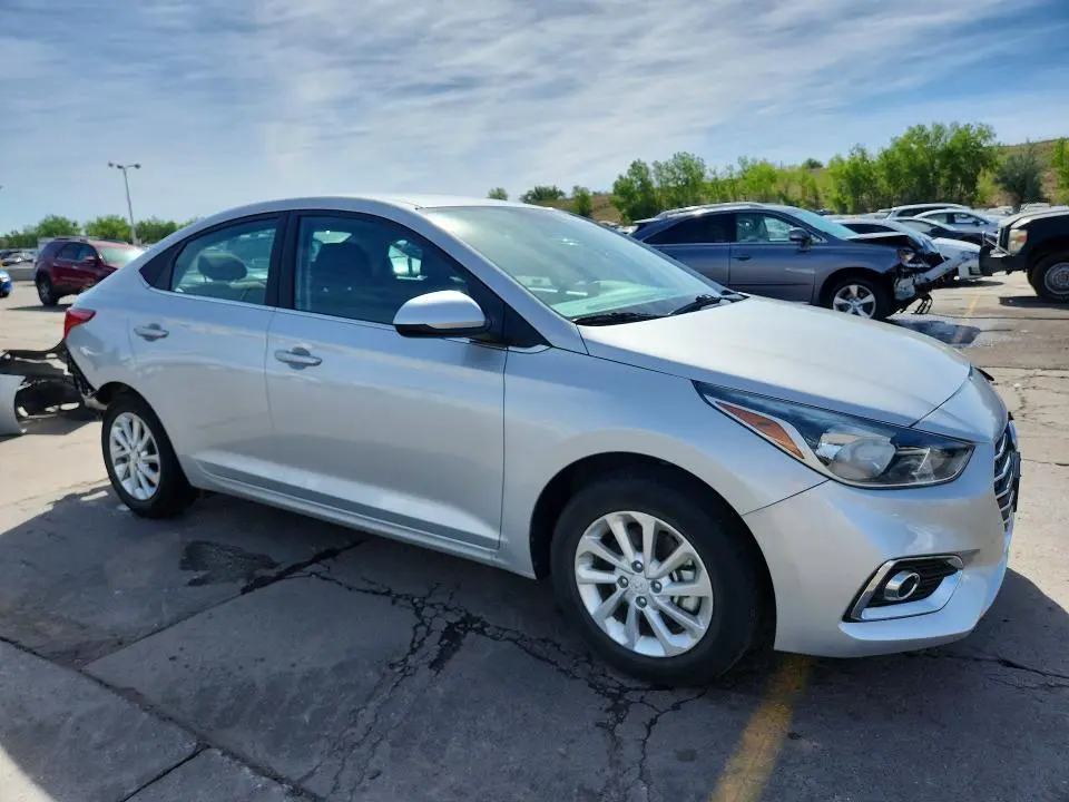 2022 HYUNDAI ACCENT SEL  