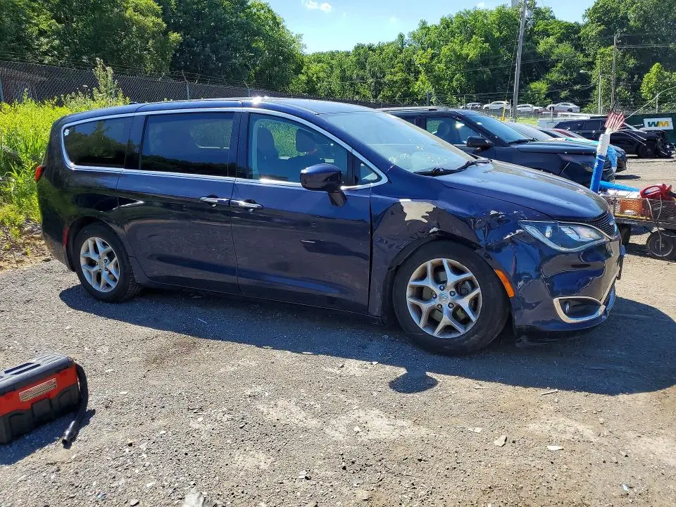 2018 CHRYSLER PACIFICA TOURING PLUS  