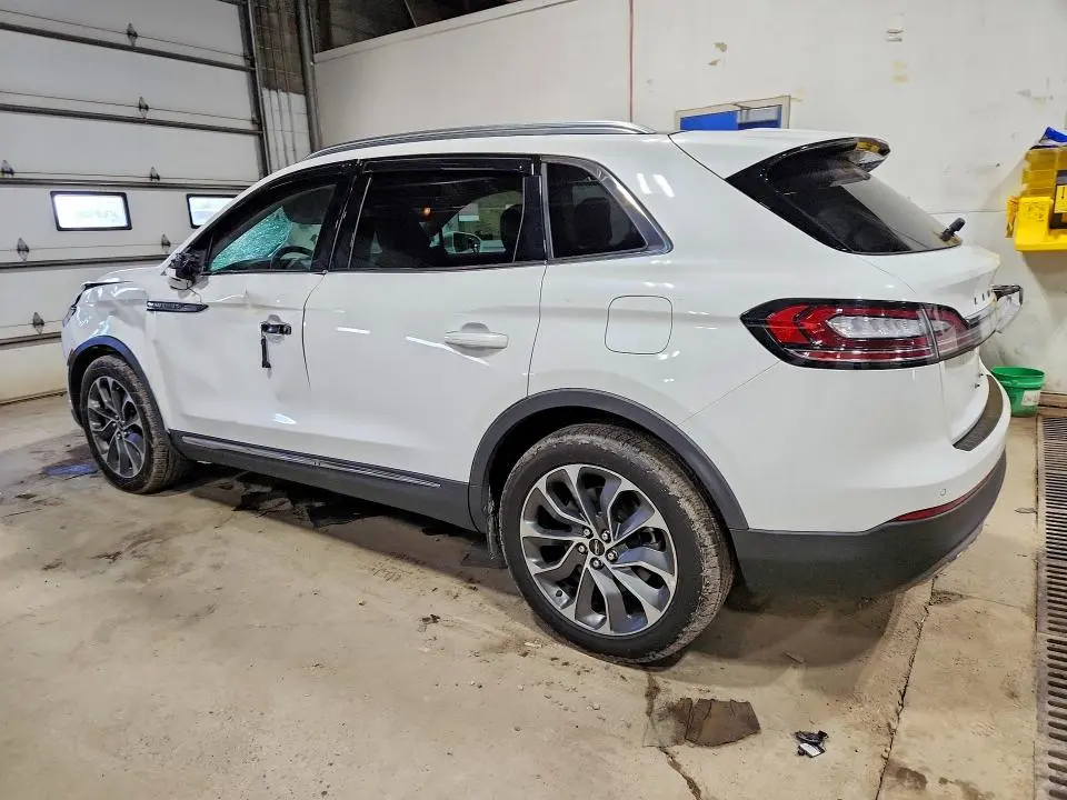 2021 LINCOLN NAUTILUS RESERVE  