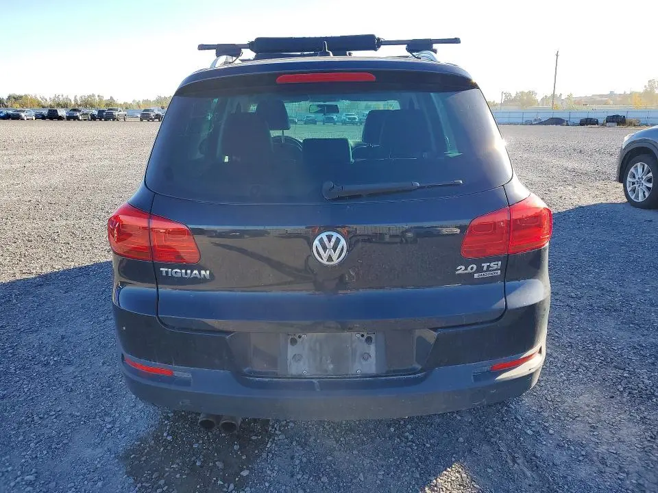 2014 VOLKSWAGEN TIGUAN S  