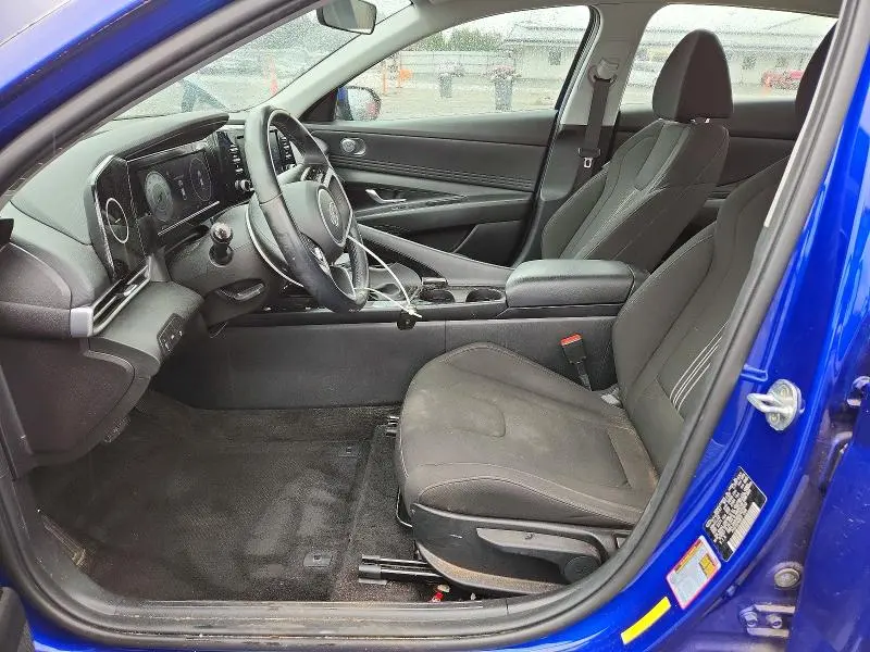 2022 HYUNDAI ELANTRA SEL  