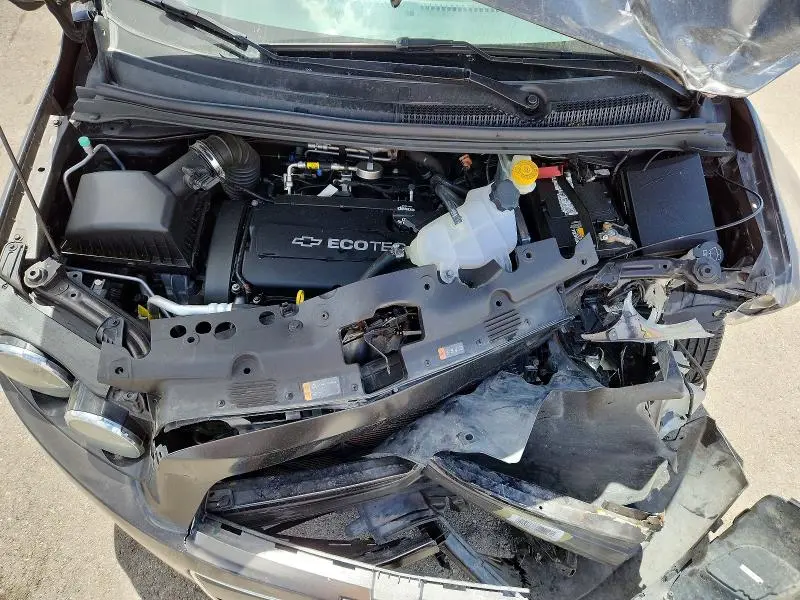2015 CHEVROLET SONIC LT  
