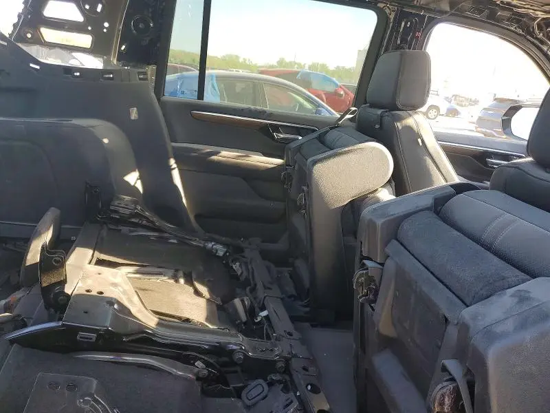 2025 CHEVROLET SUBURBAN K1500 HIGH COUNTRY  
