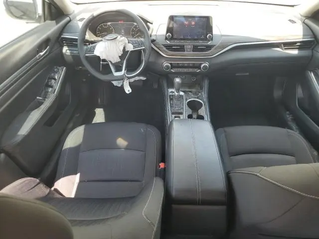 2023 NISSAN ALTIMA SV  