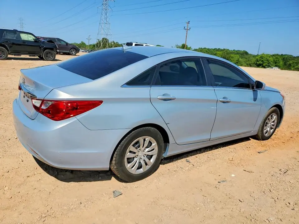 2012 HYUNDAI SONATA GLS  