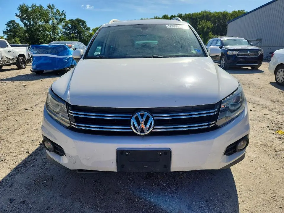2012 VOLKSWAGEN TIGUAN S  