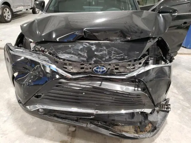 2023 TOYOTA VENZA LE  