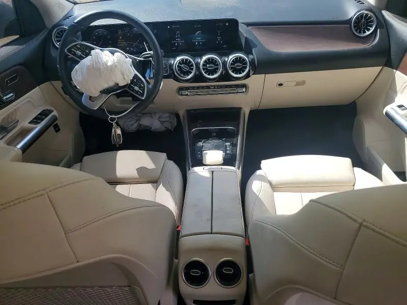 2023 MERCEDES-BENZ GLA 250 4MATIC  