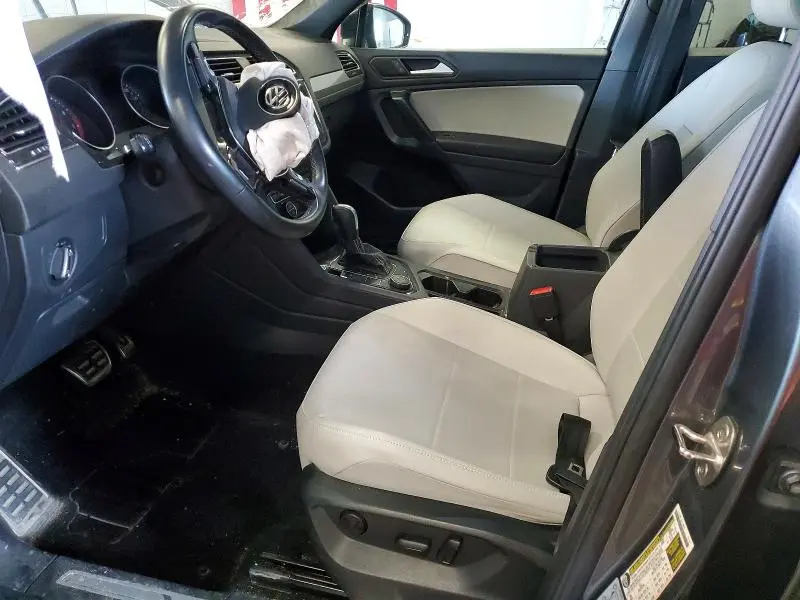 2021 VOLKSWAGEN TIGUAN SE  
