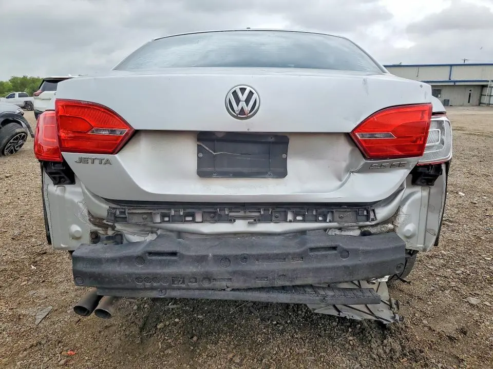 2012 VOLKSWAGEN JETTA SE  