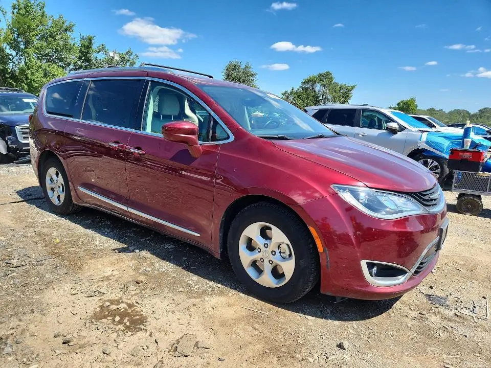 2018 CHRYSLER PACIFICA HYBRID TOURING L  