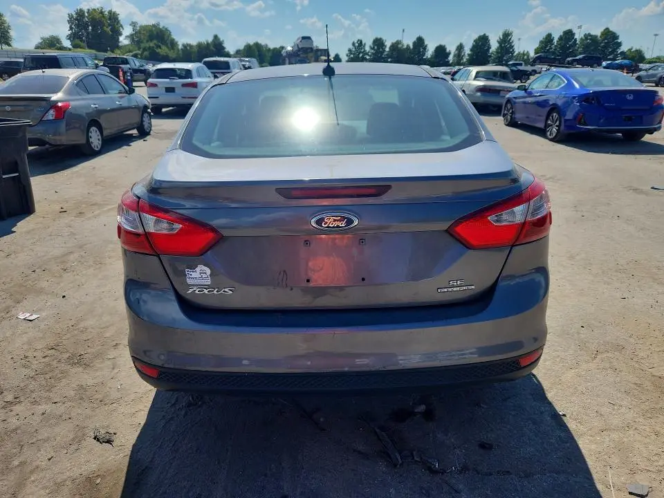 2014 FORD FOCUS SE  