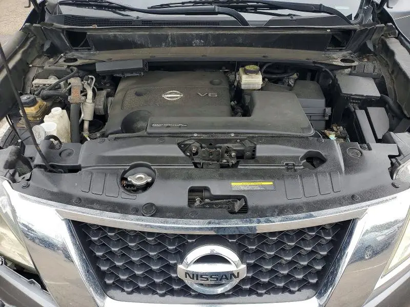 2015 NISSAN PATHFINDER SV  