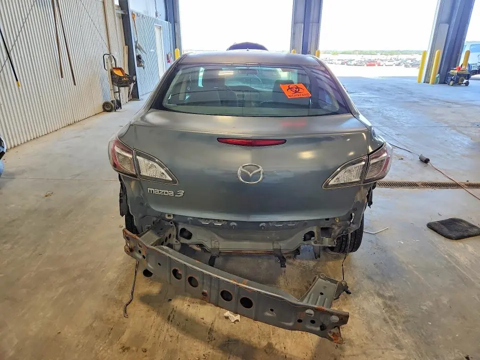 2013 MAZDA 3 I  