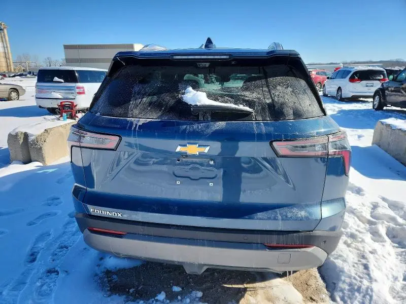 2025 CHEVROLET EQUINOX LT  