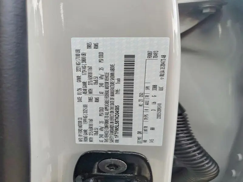 2026 FORD F150 LARIAT  